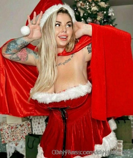 Dilyla Bloom model nackte bild