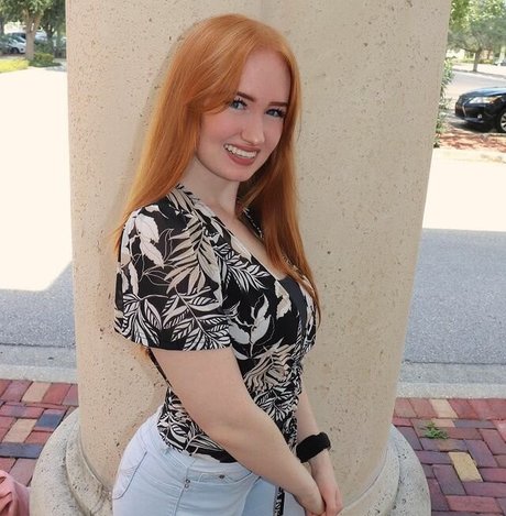 Burinski Twins exklusive hübsche bild