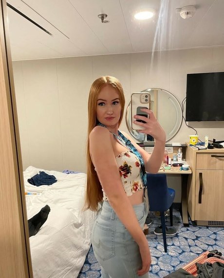 Burinski Twins heiße nackt bild