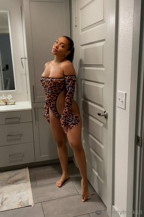 bruder onlyfans top pornographische foto