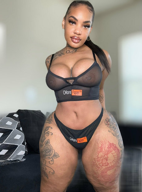 Kiababii03 top erotische galerien