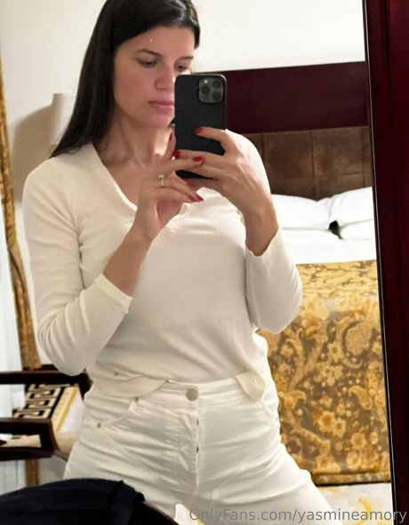 yasmineamory schauspielerin hübsche foto