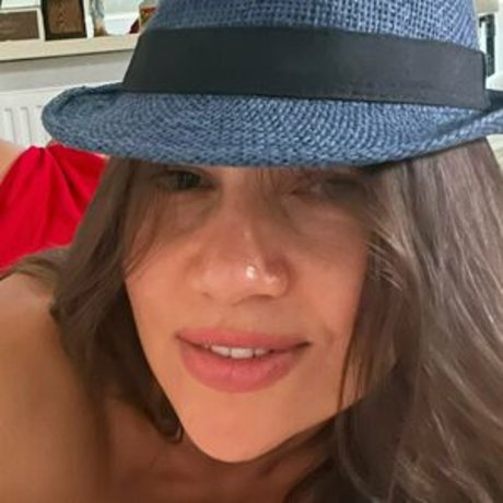 yasmineamory top exklusive bild