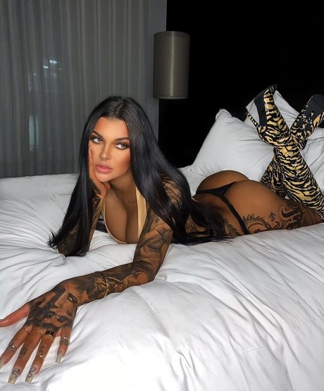 Teganman schauspielerin beste galerien