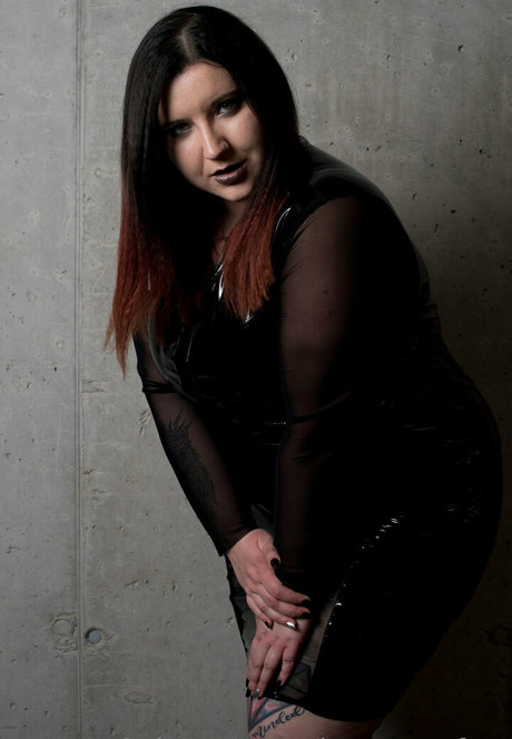 janacurvyfree exklusive xxx galerie