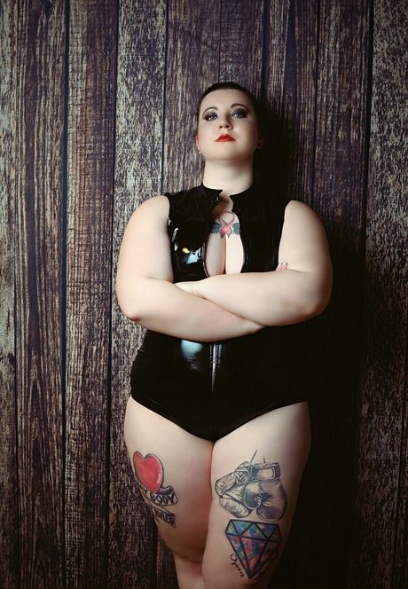 janacurvyfree sexy erotische foto