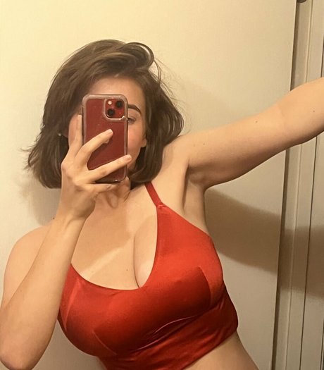 Megan Bitchell top pornostar galerie