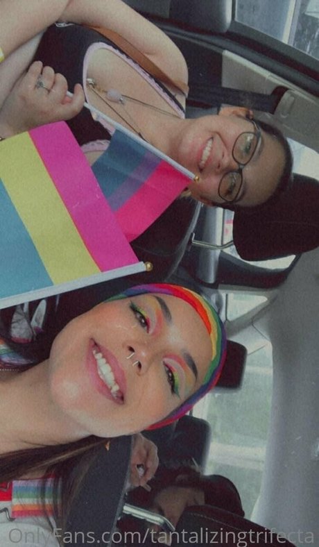 tantalizingtrifecta nackt kostenlose archiv