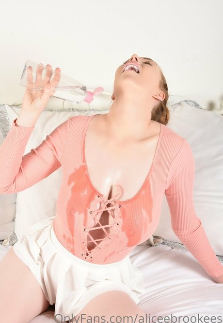 Aliceebrookees sexy heiße foto