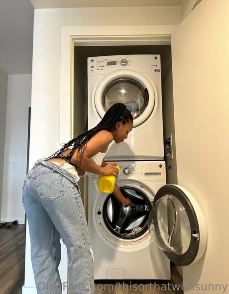 thisorthatwithsunny schauspielerin erotische galerie