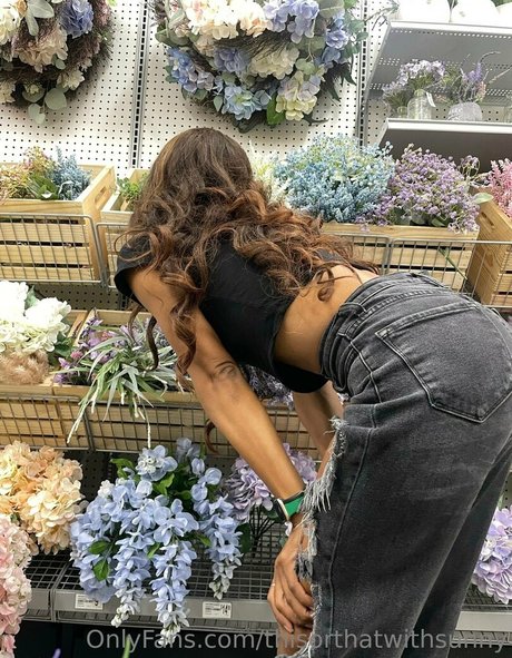 thisorthatwithsunny pornostar nacktheit archiv