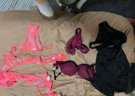 charlsfordevip model erotische bild