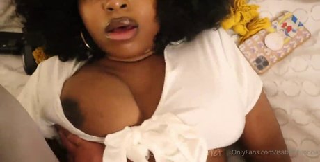 Isabellanoona exklusive nackten bild