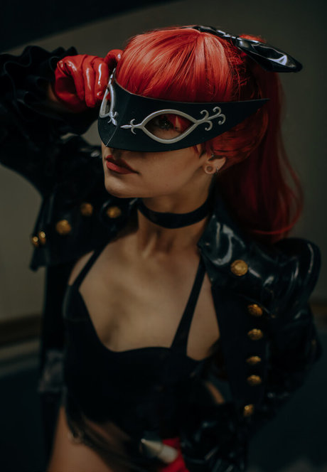 Poisonne heiße akt galerien