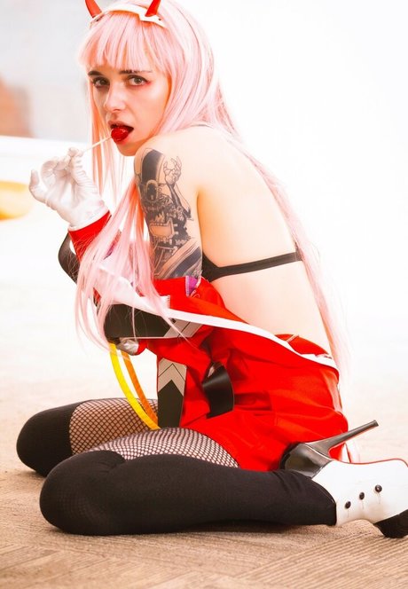 Poisonne hübsche erotische bild