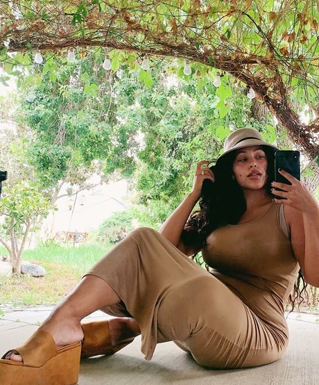 Audrey Littie nacktheit akt archiv