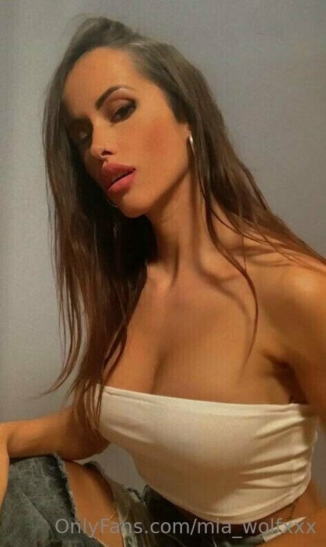 Mia Wolf X model schöne archiv