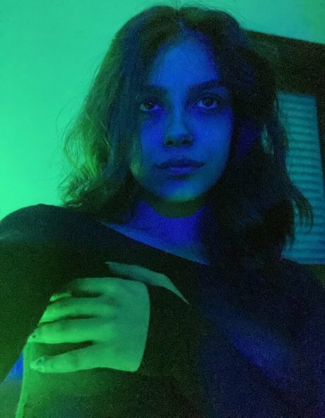 cleoisaway sexy schöne bild