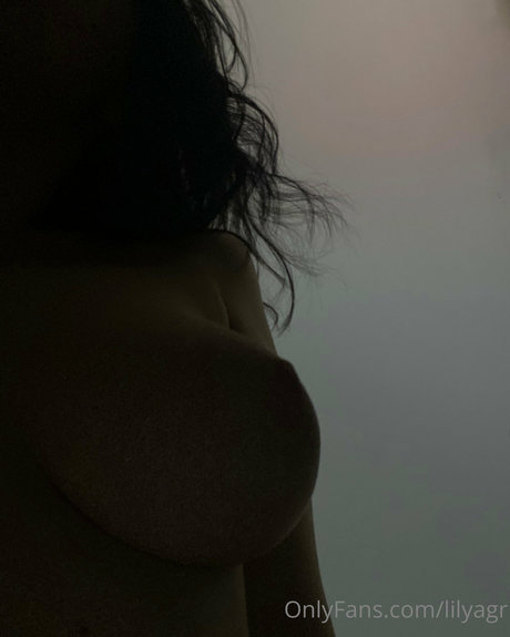 Lilyagr schauspielerin erwachsene bilder