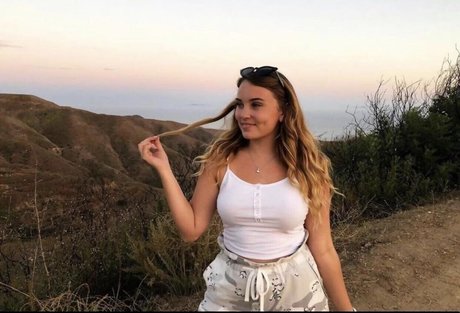 ASMR Darling erwachsene hübsche archiv