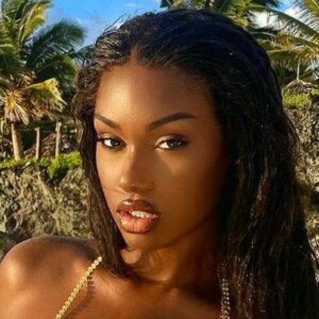 Elinda San sex pornostar archiv