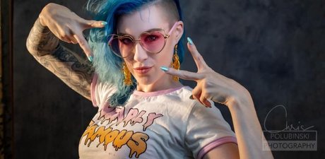 Comicbookgirl19 erotische exklusive bild