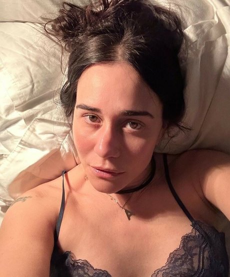 mma onlyfans freie akt bilder