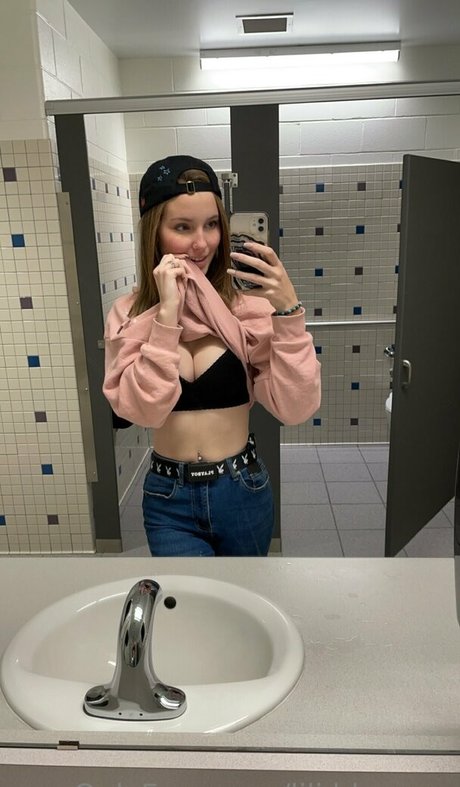 lili blossom hd nacktheit bilder