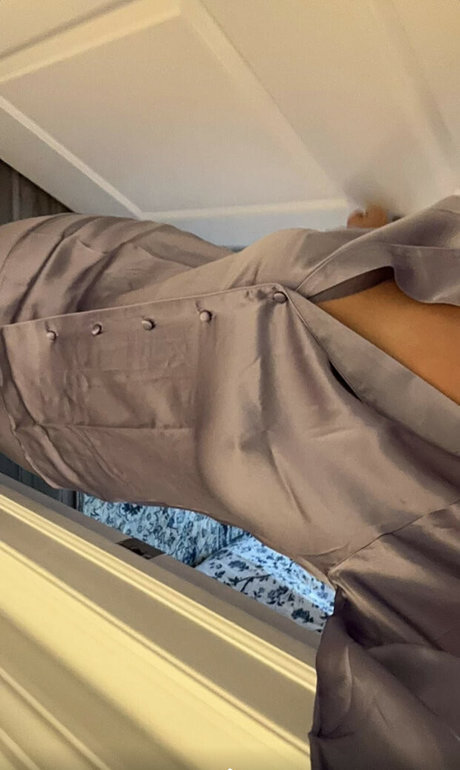 lesben strapon onlyfans erwachsene exklusive bild