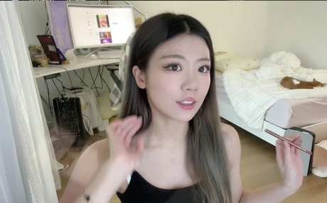 asiatische domina onlyfans nackt porno fotos