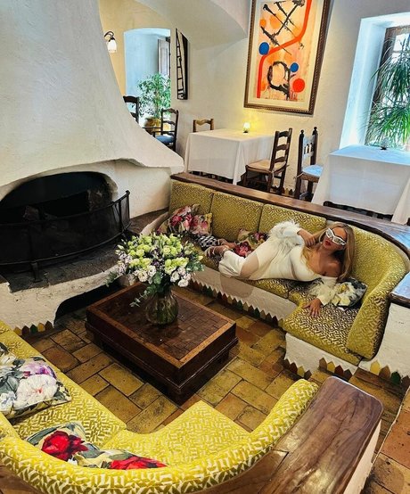 bekleidete onlyfans erwachsene kostenlose foto