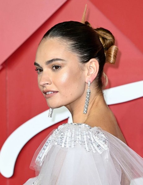 Lily James schöne hd galerie