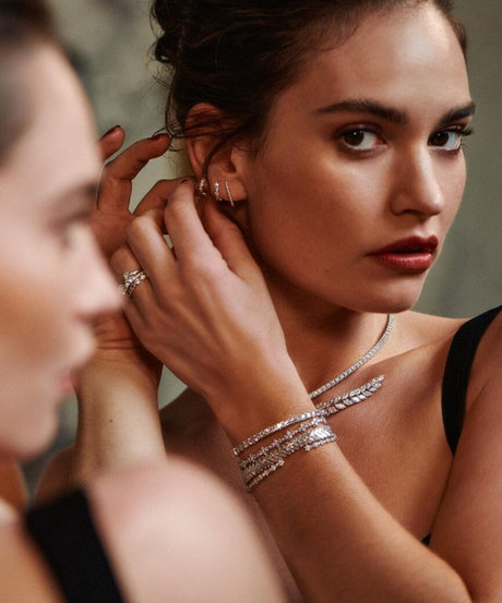 vollbusige asiatische onlyfans kostenlose schöne bild