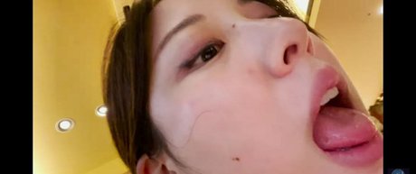 unterwürfige onlyfans top akt fotos