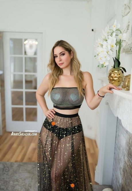 anaissalazar xxx erwachsene foto
