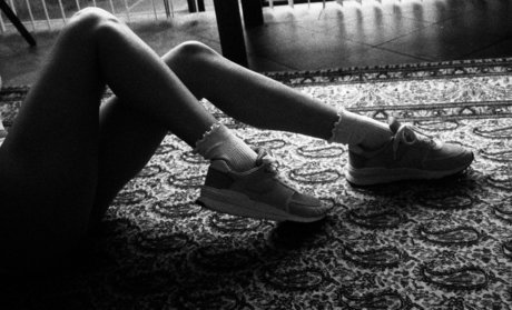 vollbusige rothaarige teen onlyfans kunst akt bild