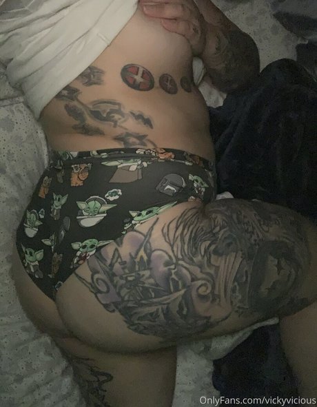 vickyvicious heiße kunst galerie