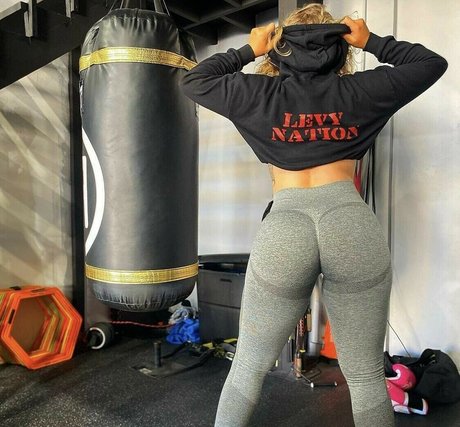 blowjob dreier onlyfans kunst sexy galerien