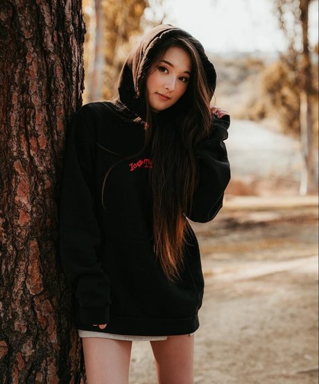 pool-dreier onlyfans xxx fotos