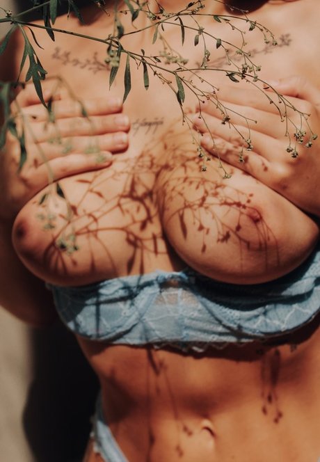 Aliese schauspielerin hübsche foto