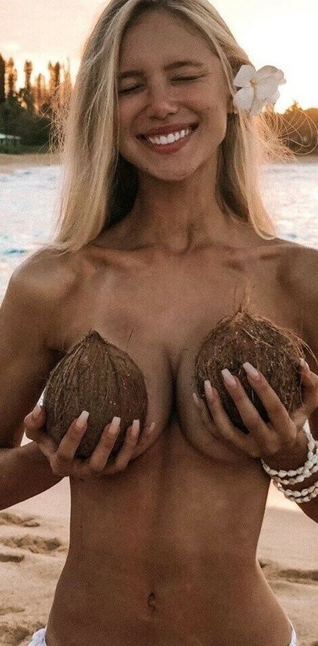 vollbusige rothaarige teen onlyfans exklusive beste fotos