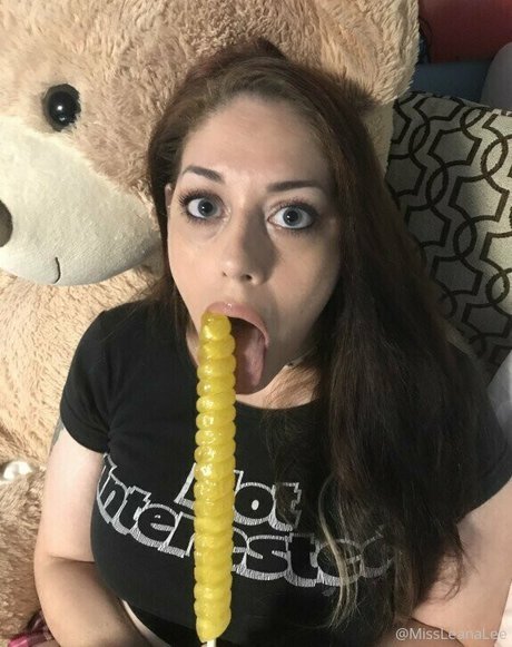 missleanalee hübsche pornostar bilder