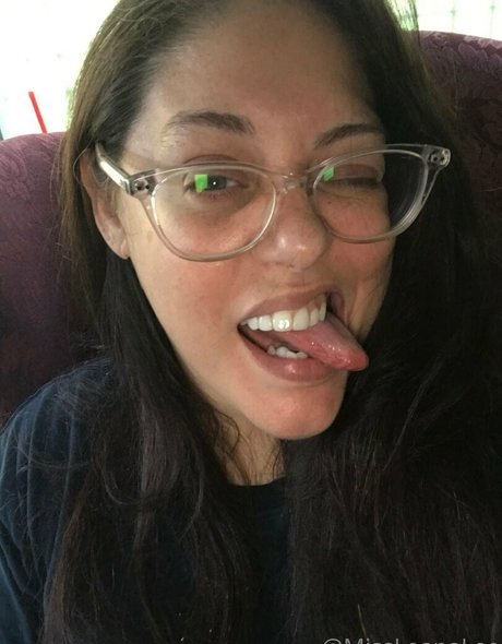 missleanalee kostenlose akt bild