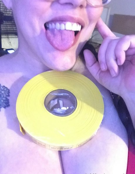 monsterschwanz-onlyfans hübsche pornografische bilder