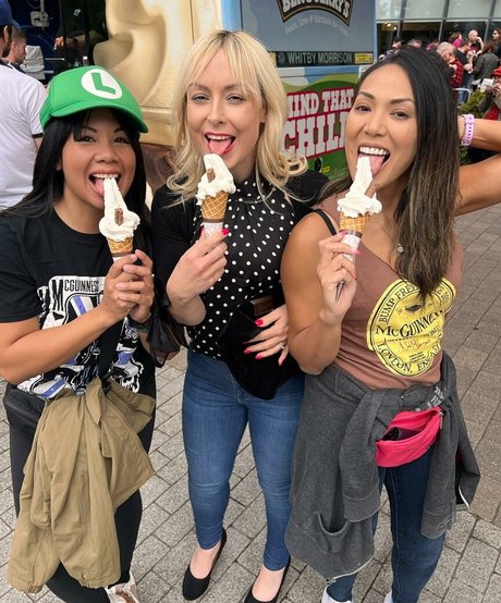 knie nur fans heiße schöne fotos