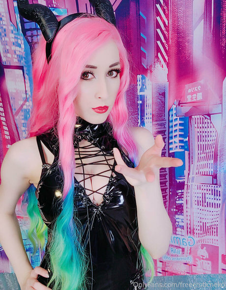 freeeroticneko hd nackte archiv