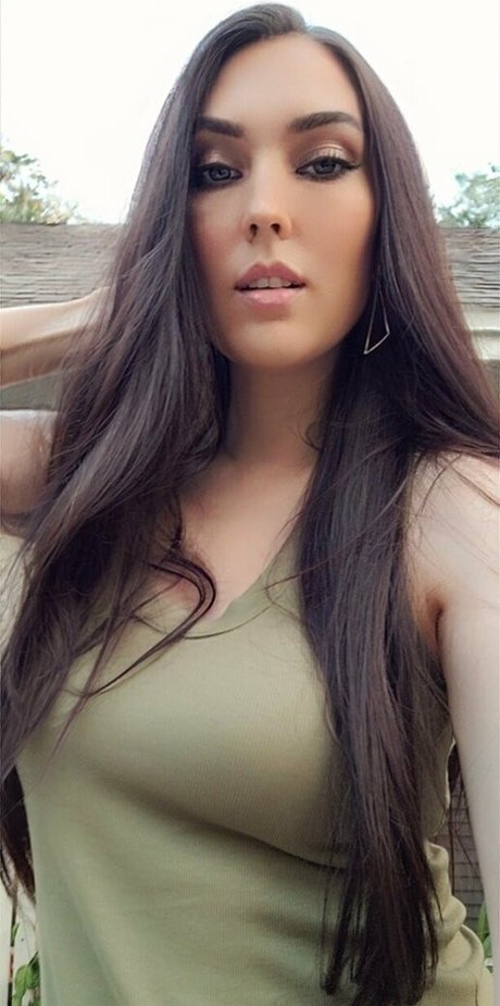 teen brille onlyfans heiße freie foto