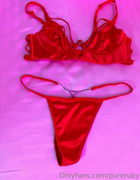 pureruby kostenlose nacktheit galerien