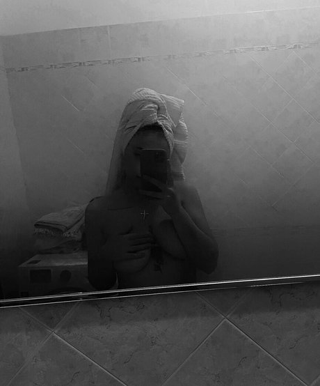 weibliche beliebte onlyfans kunst erotische galerien