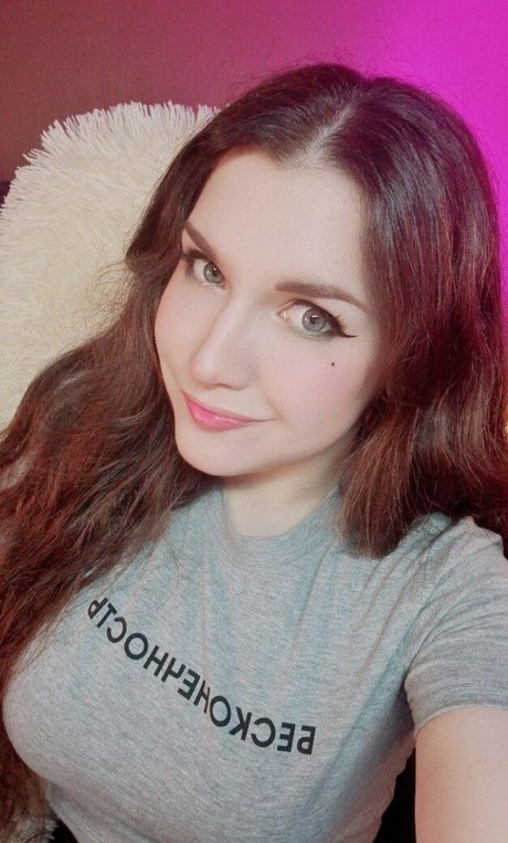 große titten gothic onlyfans perfekte archiv